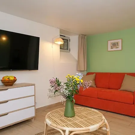 Ferienwohnung L'Eucalyptus Avec Parking & Wifi Quincy-Voisins Exterior foto