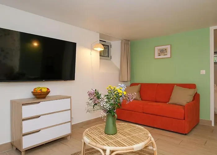 L\'Eucalyptus Avec Parking & Wifi