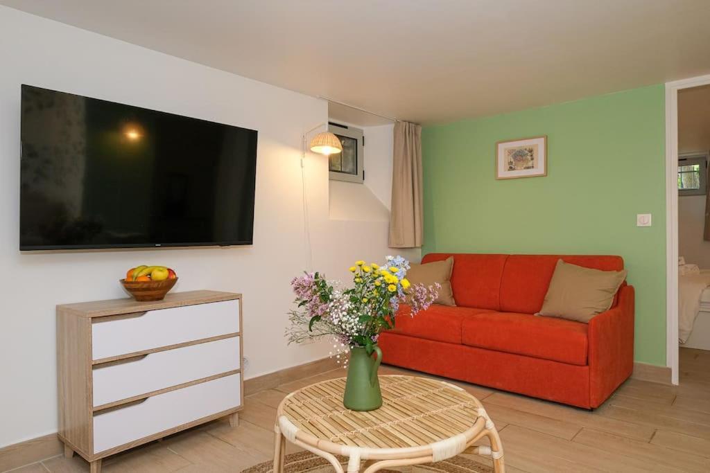 L'eucalyptus Avec Parking & Wifi Apartment *